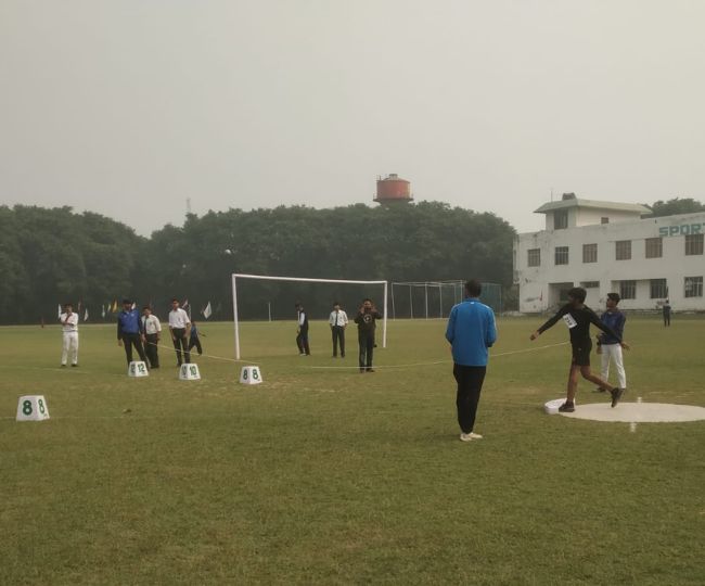Meerut News विविधांजलि 3.0 में शहर भर के स्कूलों के खिलाड़ी दिखा रहे